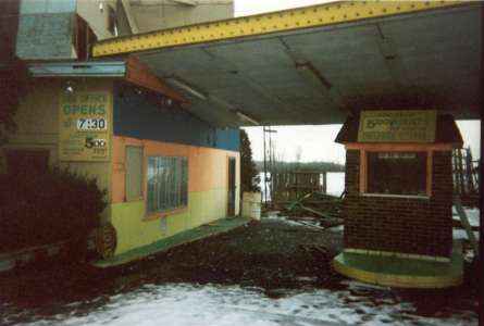 Mt Clemens Drive-In Theatre - Ticket Booth - Photo From Rg (newer photo)